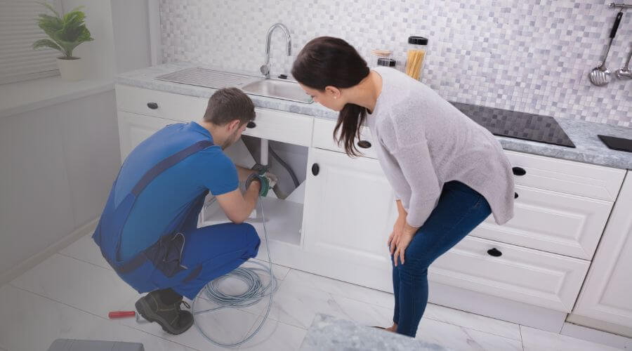 Local tankless water heater installation in Summersville, MO